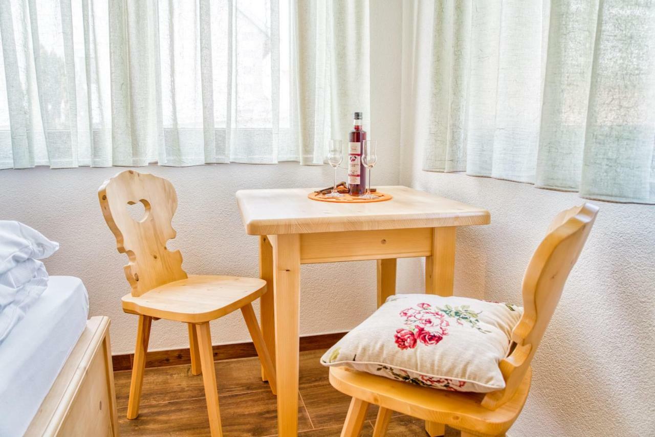 Gaestehaus Weingut Politschek Bad Friedrichshall Eksteriør billede